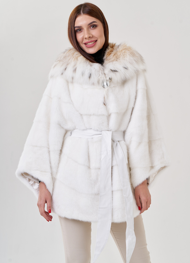 Белая шуба оверсайз с рысью модель № 23305 универмаг малина