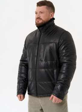 Куртка из натуральной кожи черного цвета