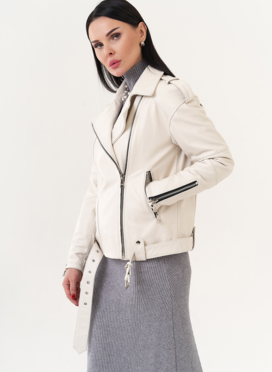 Светлая кожаная куртка 