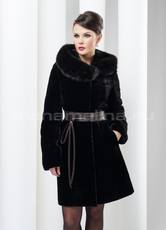 Шуба мутон на поясе.  модель № S-134 меха малина