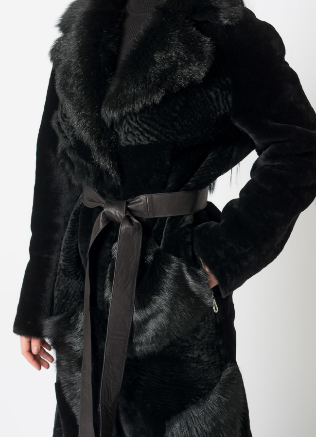 Дубленка из натурального меха  модель № 23252 универмаг малина