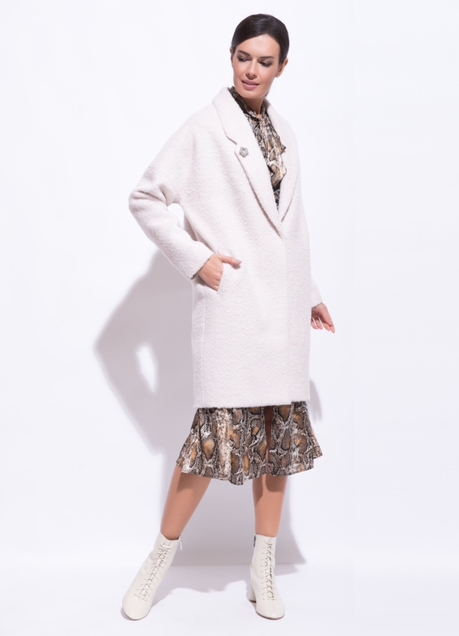 Женское пальто в кремовом цвете модель № 7038 универмаг малина