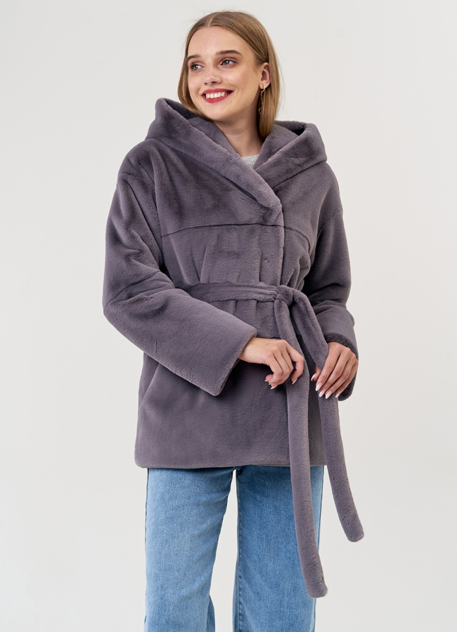 Укороченная шуба из эко меха с капюшоном модель № 21134 в рассрочку