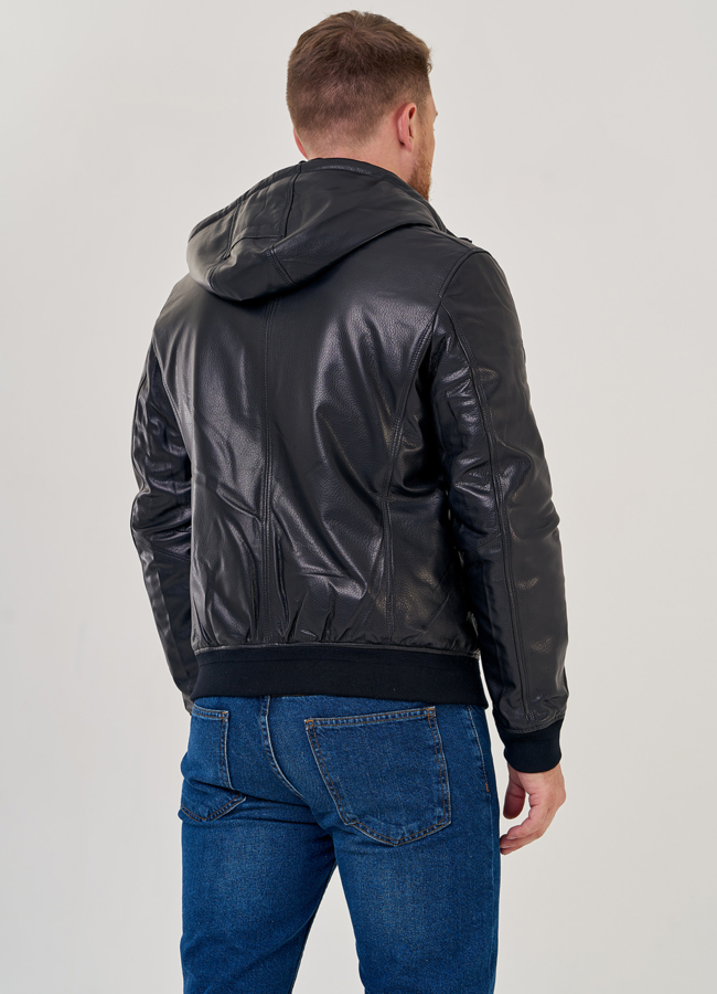 Куртка из натуральной кожи с капюшоном  модель № 22306 универмаг малина