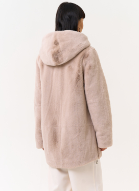 Женская шуба из эко меха с капюшоном Женская шуба из эко меха с капюшоном