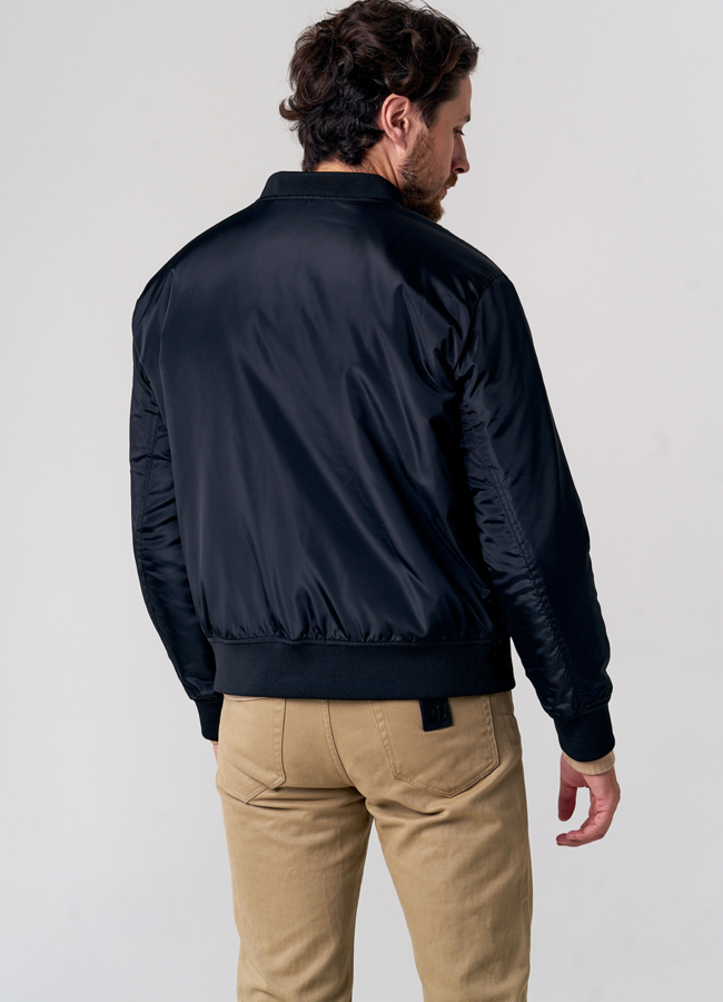 Куртка бомбер  мужская черного цвета модель № MC110 универмаг малина