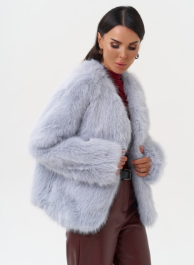 Короткая женская шуба из эко меха