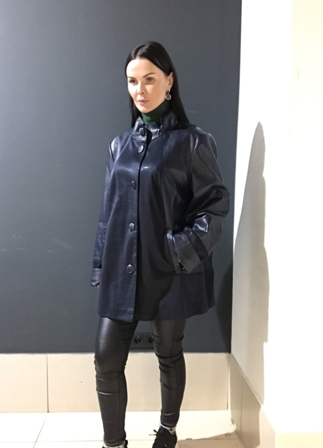 фото Плащ из эко кожи с воротником стойкой модель № 613