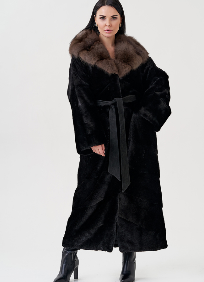 Норковая шуба с капюшоном из куницы  модель № 80059 меха малина