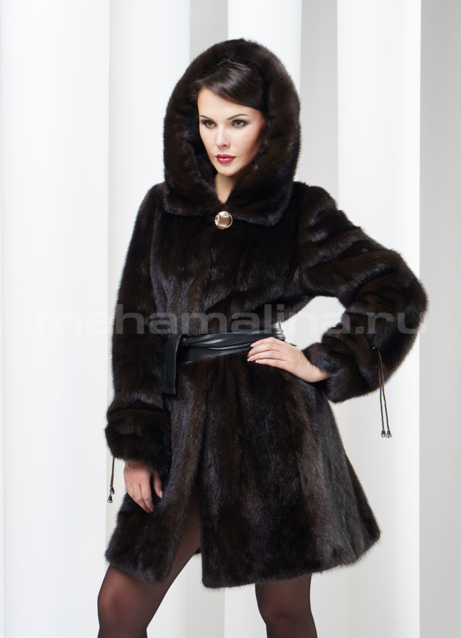 Шуба норка с капюшоном, балетка модель № S-136 меха малина Шуба норка с капюшоном, балетка модель № S-136 меха малина