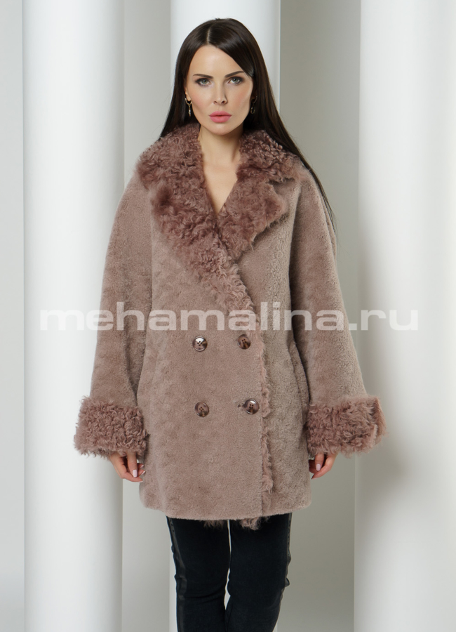 Меховое пальто на пуговицах с английским воротником модель № 8829 универмаг малина