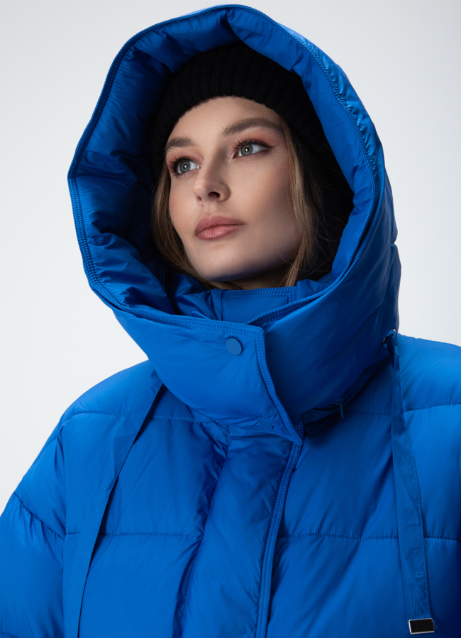 Женский пуховик с капюшоном  модель № 28414 универмаг малина