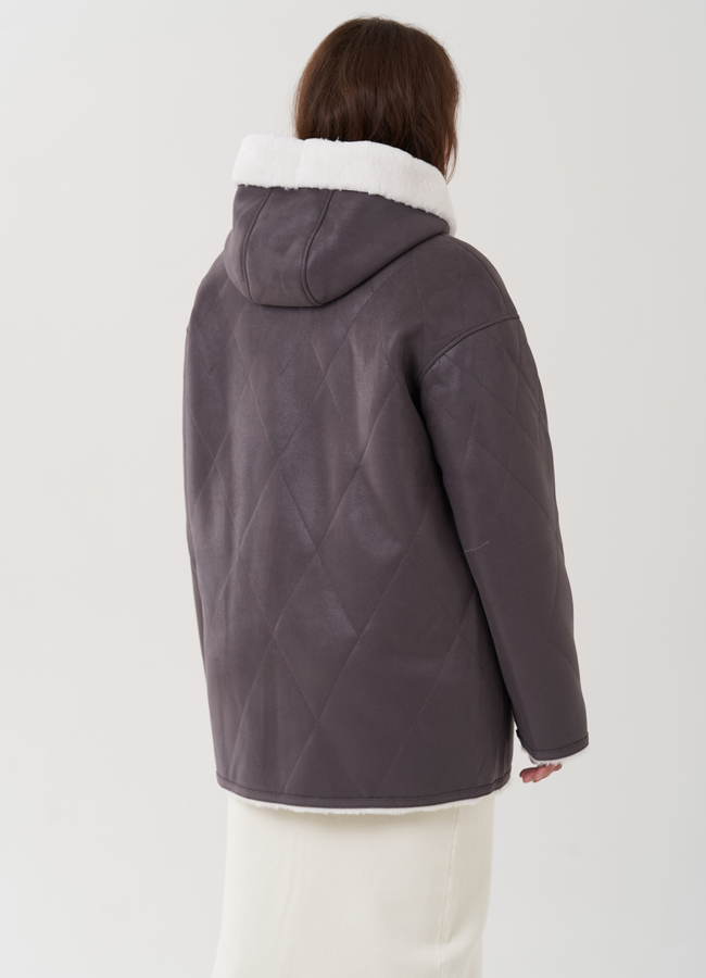 Женская дубленка с капюшоном  модель № 81989 универмаг малина