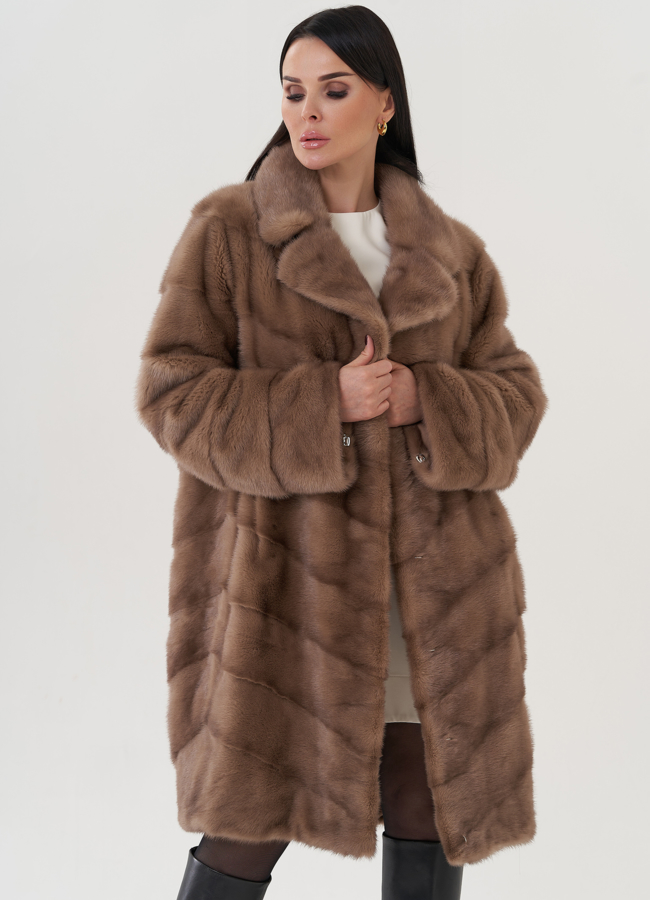 Шуба из норки с английский воротником  модель № 25754 универмаг малина