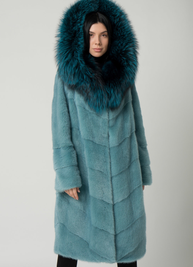 Светлая норковая шуба с капюшоном из чернобурки модель № 1602 универмаг малина