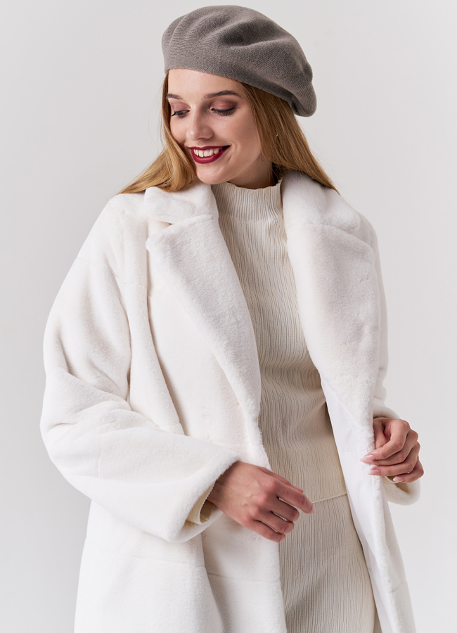 Женский берет бежевого цвета модель № 21750 в кредит