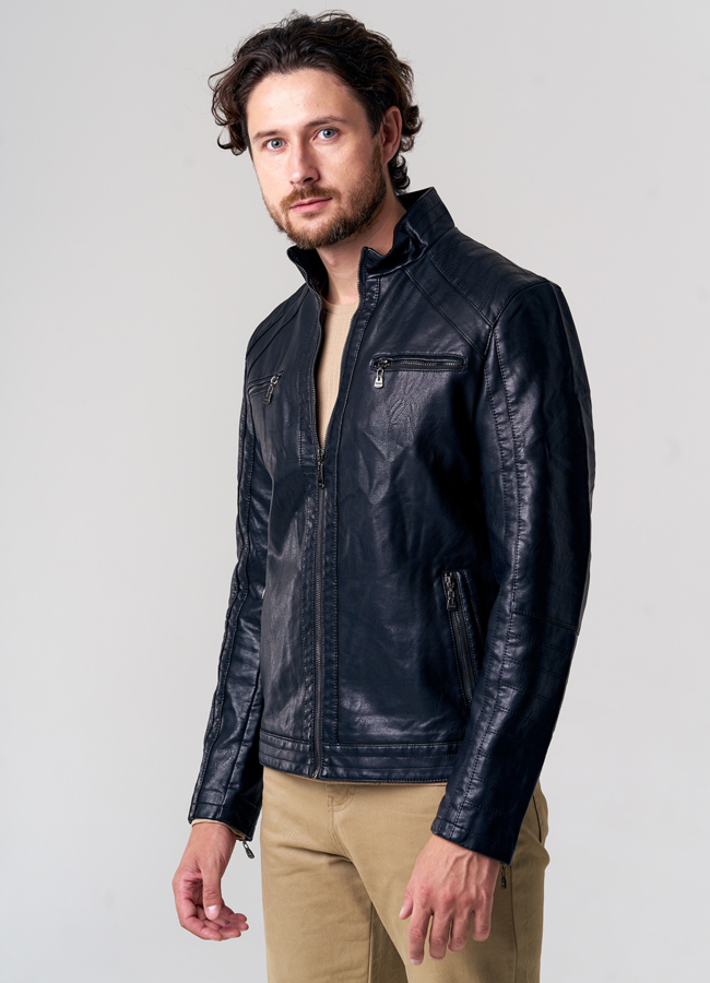 Куртка из эко кожи черного цвета модель № 1298 меха малина