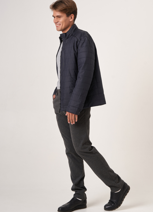 фото Куртка на молнии с воротником стойка модель № 