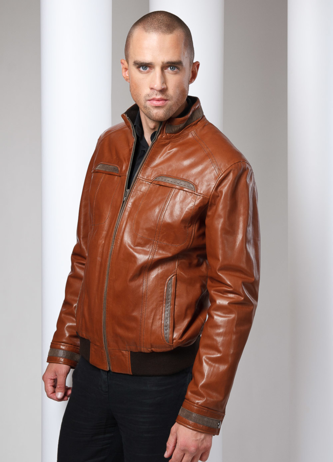 Кожаная куртка модель № KP-2 меха малина