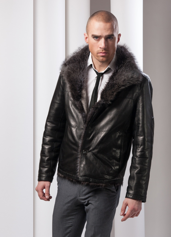 Дубленка модель № DM-53 меха малина