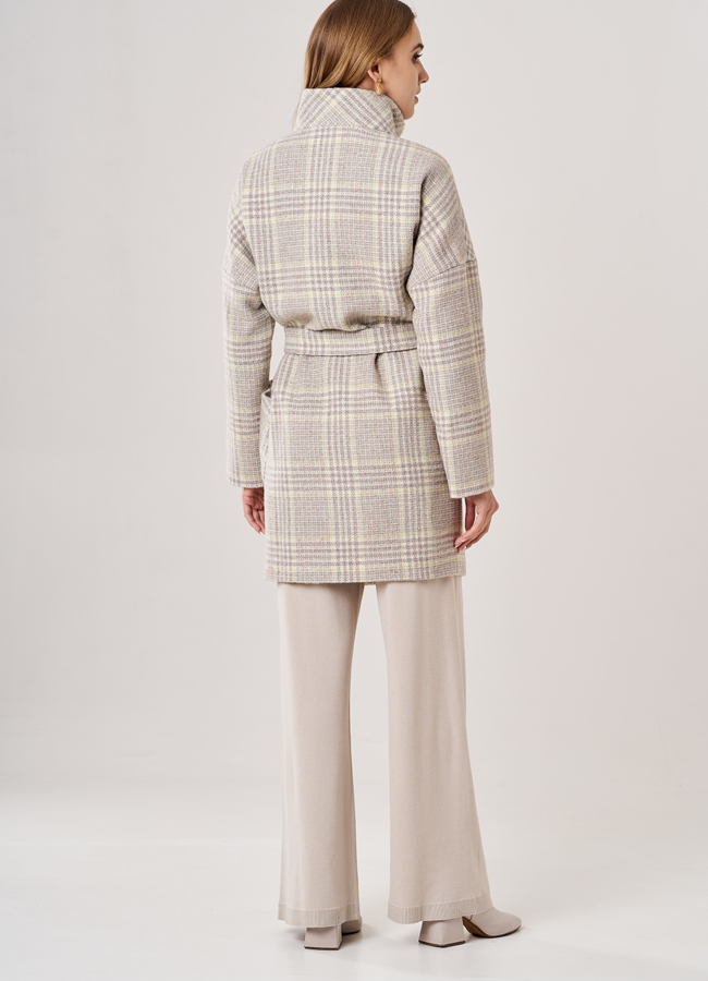 Укороченное женское пальто бежевого цвета с поясом модель № 3-7007/4-108 универмаг малина