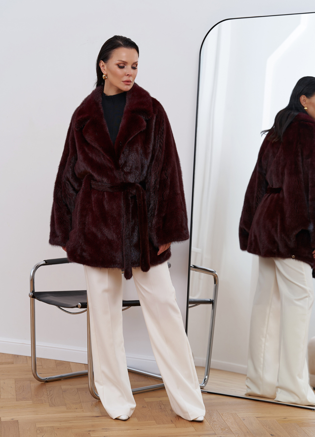 Шуба из меха норки с английским воротником модель № 27592 универмаг малина