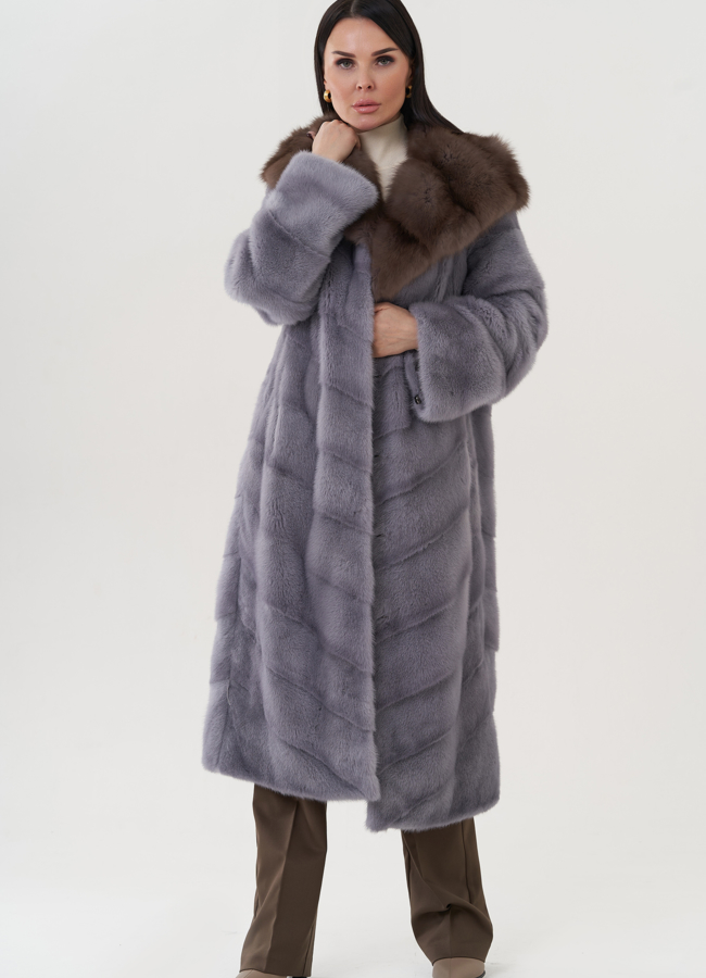 Шуба из норки с капюшоном из куницы  модель № 25300 универмаг малина