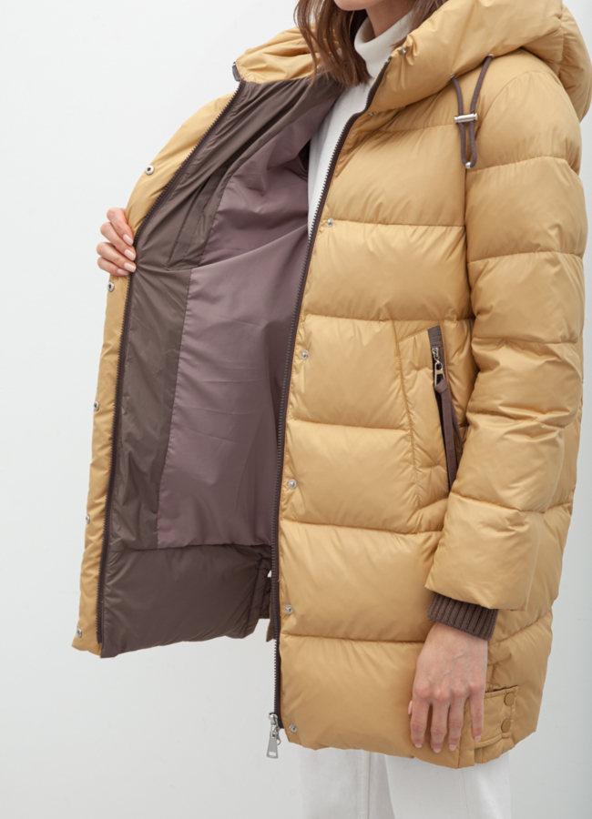 Пуховик женский с капюшоном  модель № 21056 в рассрочку