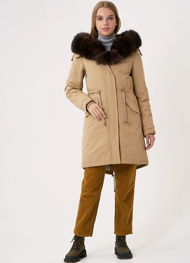 Меховая парка на молнии с капюшоном модель № 9002 в рассрочку
