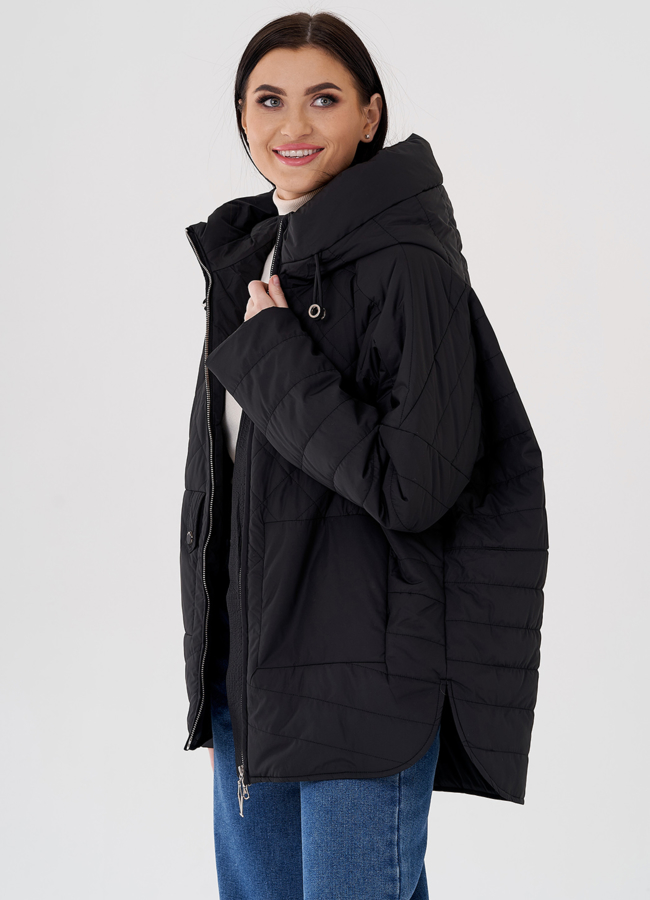 Женская куртка с капюшоном черного цвета  модель № 24339 в кредит