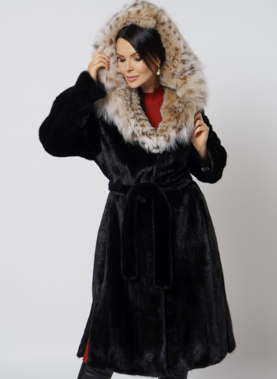 Норковая шуба с рысью в черном цвете