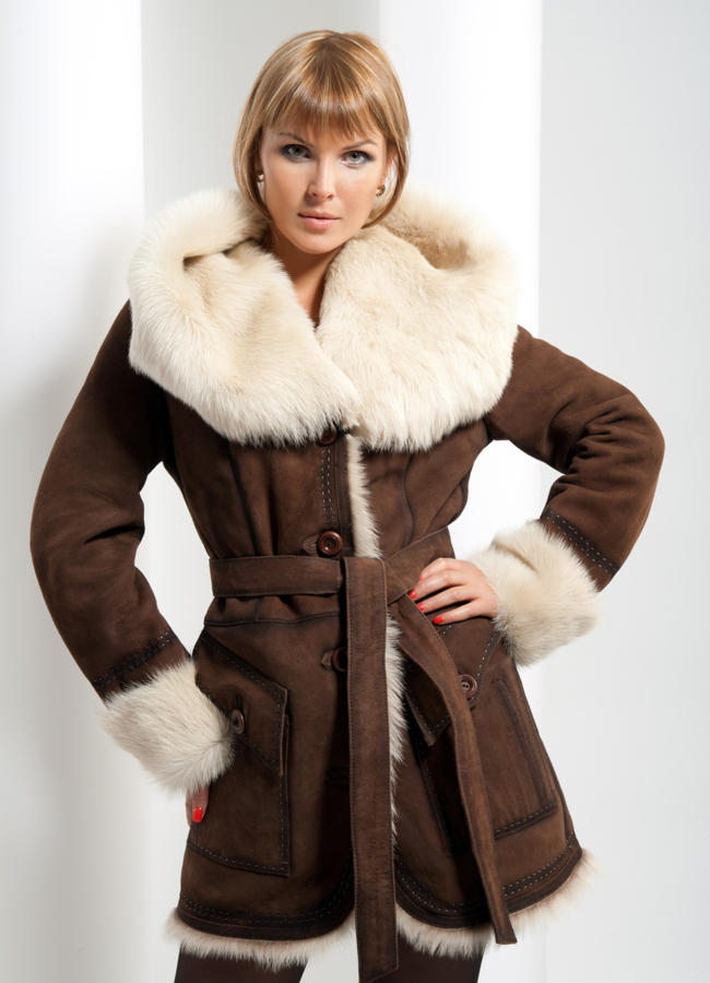 Дубленка модель № D-44 меха малина