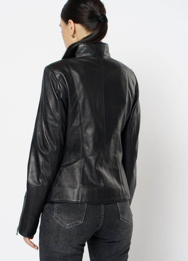 Женская кожаная куртка модель № 21609 в кредит