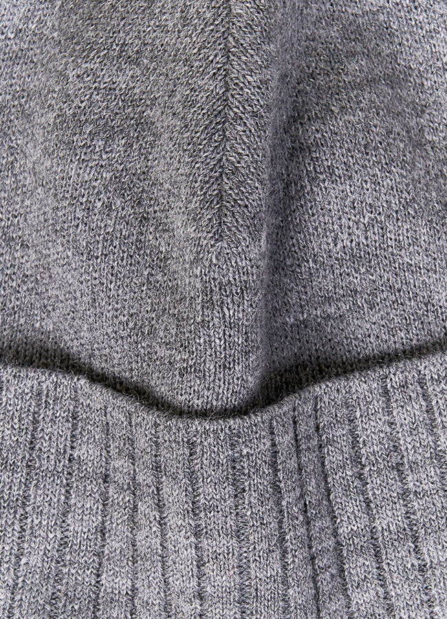 фото Серая мужская шапка модель № 2903