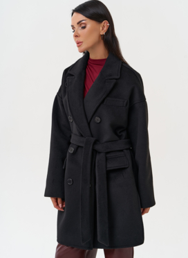 Женское пальто черного цвета