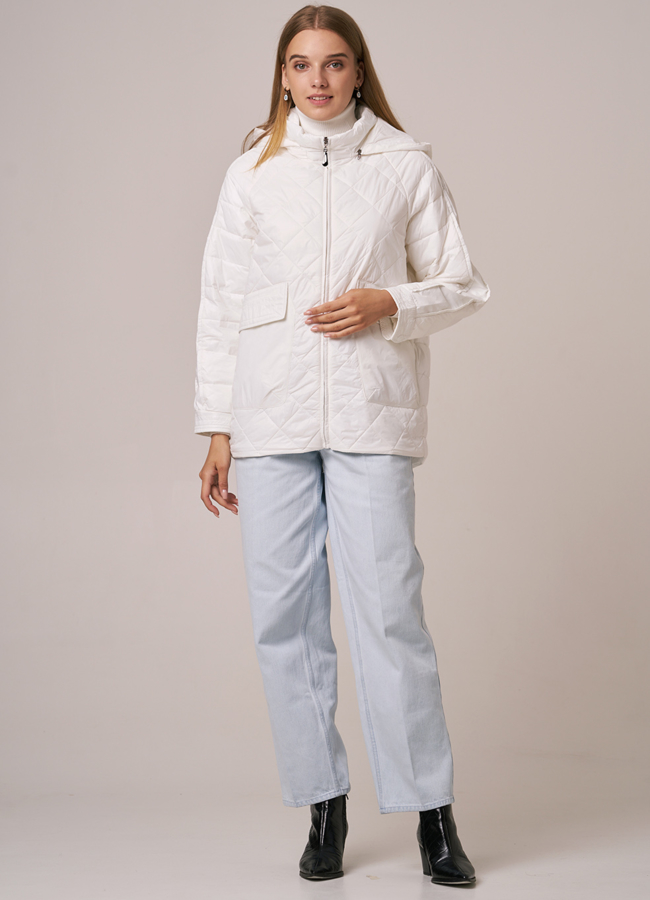 Женская куртка белая  модель № 201 универмаг малина
