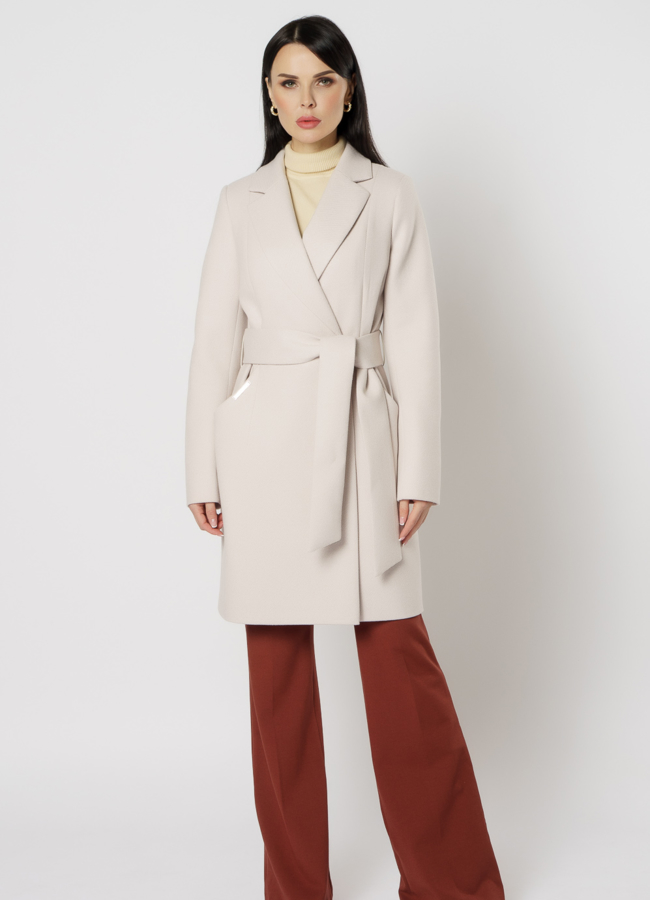 фото Пальто бежевого цвета с поясом модель № 20764