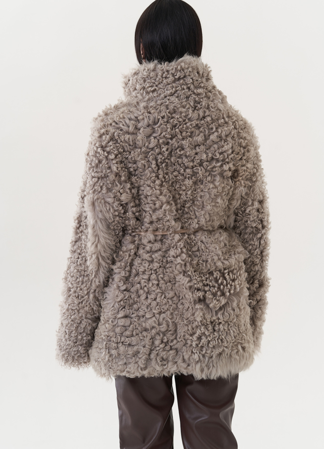 Двухсторонняя натуральная дубленка модель № 26832 универмаг малина