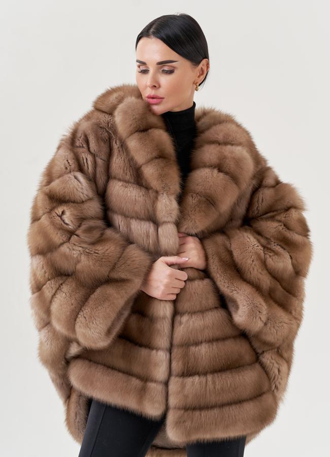 Шуба из куницы с английским воротником  модель № 79561 универмаг малина