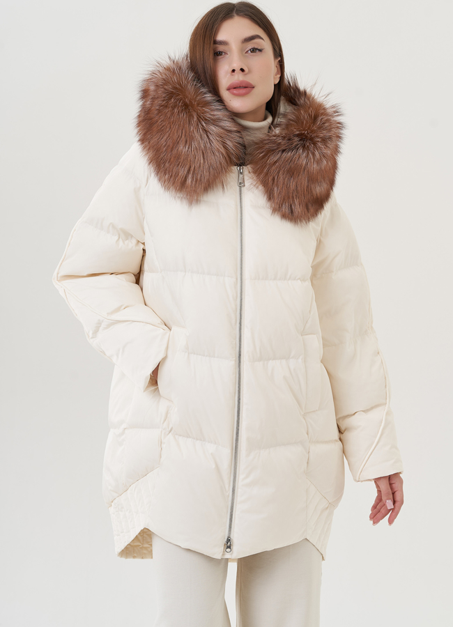 Женский пуховик средней длины модель № 25727 меха малина