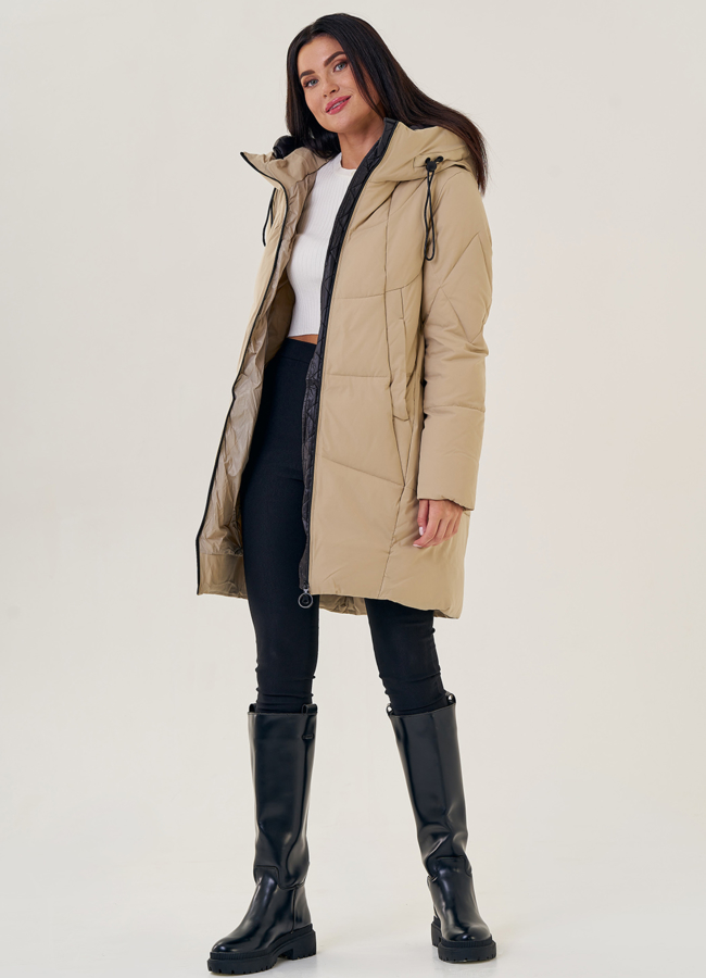 Женский пуховик с капюшоном бежевого цвета  модель № 3316 универмаг малина