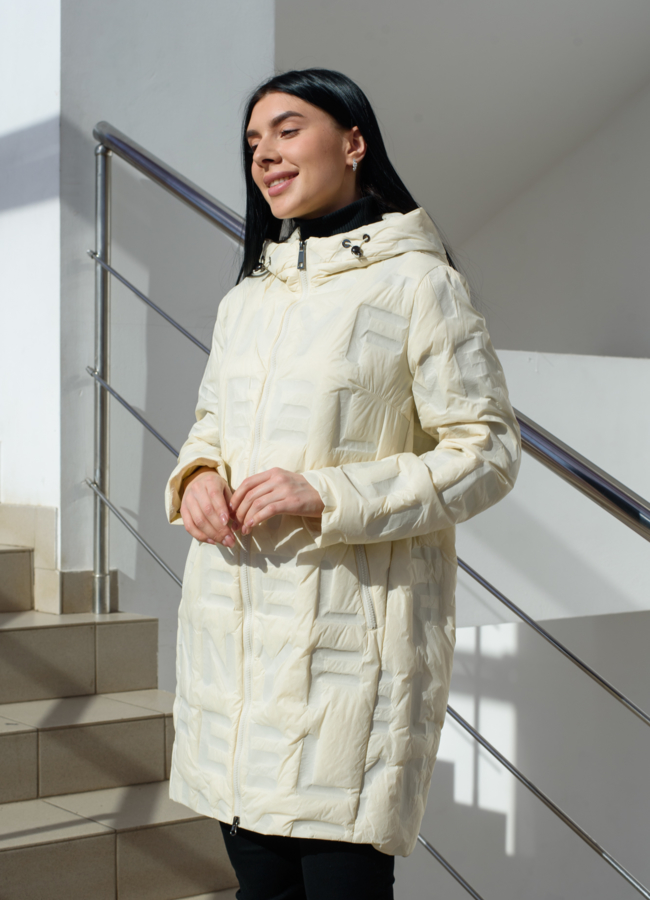 Женское полупальто с капюшоном  модель № 22530 универмаг малина