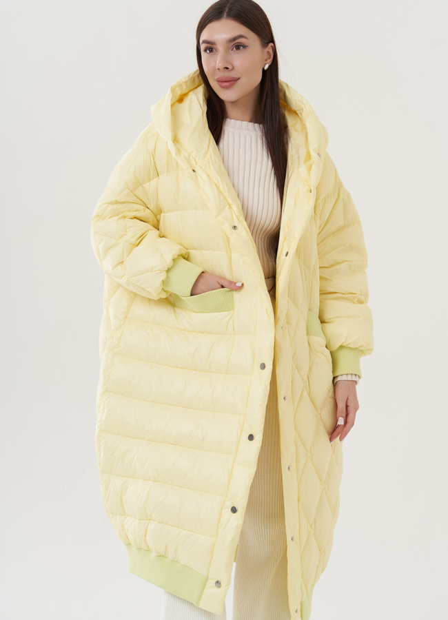 Пуховик женский оверсайз  модель № 25957 меха малина