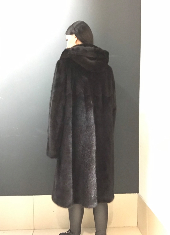 Норковая шуба с капюшоном в цвете махагон  модель № А-10 в рассрочку