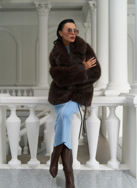 Женская шуба из эко меха с английским воротником Женская шуба из эко меха с английским воротником