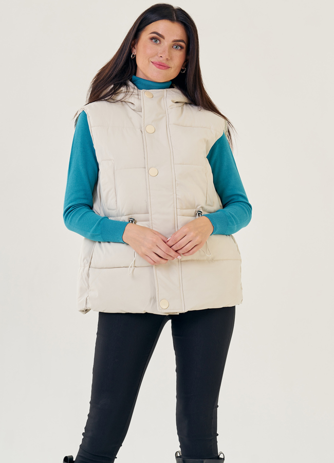 Жилет женский с капюшоном модель № 23138 меха малина