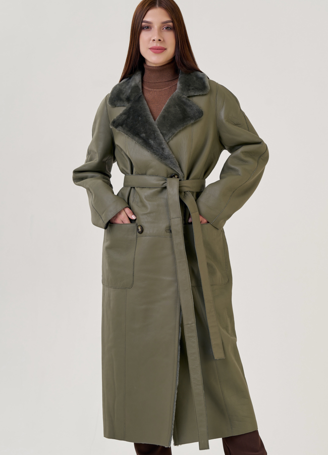 Женская дубленка с английским воротником  модель № 23249 меха малина Женская дубленка с английским воротником  модель № 23249 меха малина