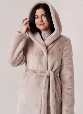 Двусторонняя шуба с капюшоном