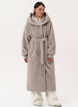 Женская шуба из эко меха с капюшоном