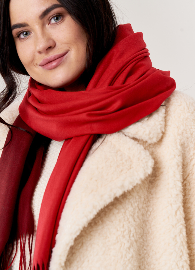 Женский палантин модель № 33 универмаг малина